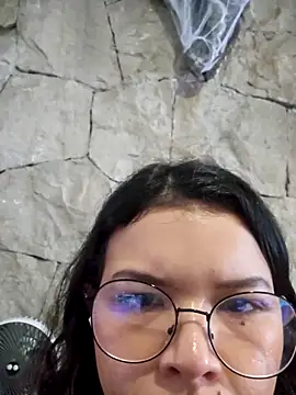 azumiichan online show from October 2025 05:58:02 PM