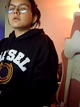 azumiichan online show from November 2025 12:13:01 AM