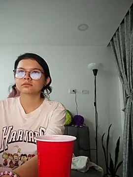 azumiichan online show from December 2025 02:50:02 AM