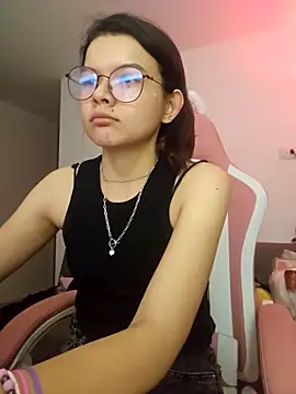 azumiichan online show from February 2026 01:33:01 AM