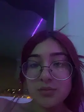 Snapshot of Im_mave chatting on January 2025 06:54:01 AM Im mave online show from January 2025 06:54:01 AM