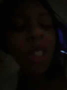 Snapshot of CamGirlLeanna chatting on February 2025 05:15:01 AM CamGirlLeanna online show from February 2025 05:15:01 AM