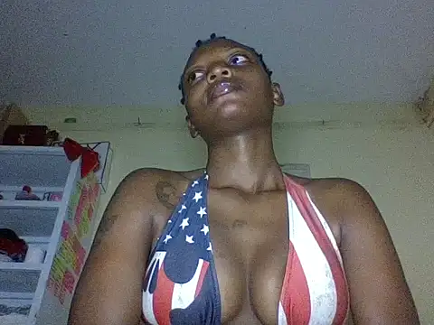 Snapshot of hot_nina chatting on December 2025 12:40:02 AM hot nina online show from December 2025 12:40:02 AM