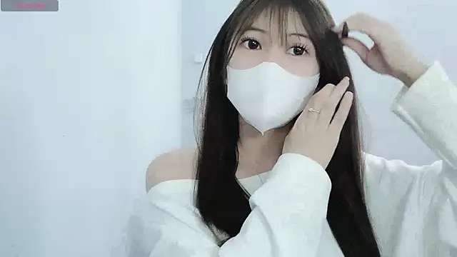 tanhxiu online show from December 2024 01:18:02 PM