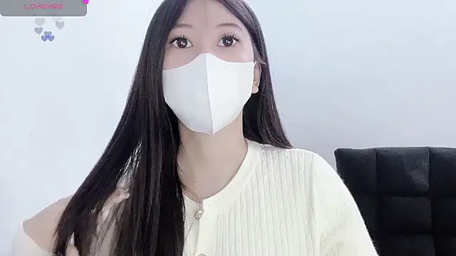 tanhxiu online show from November 2025 03:56:02 PM