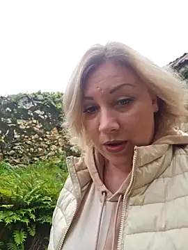 Snapshot of zarina3003 chatting on February 2026 11:09:02 AM zarina3003 online show from February 2026 11:09:02 AM