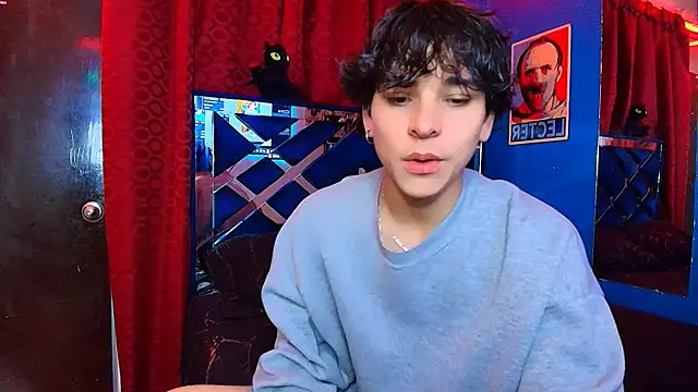 Luke Howland online show from December 2025 01:23:01 AM