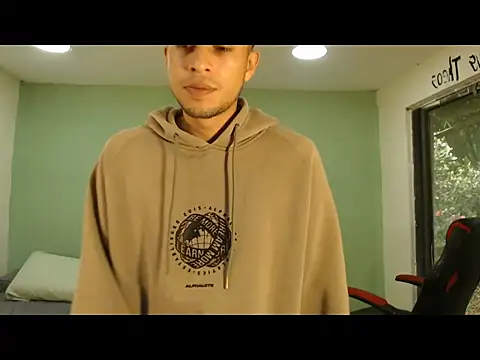 Snapshot of danielitopapuu chatting on January 2026 01:37:02 PM danielitopapuu online show from January 2026 01:37:02 PM