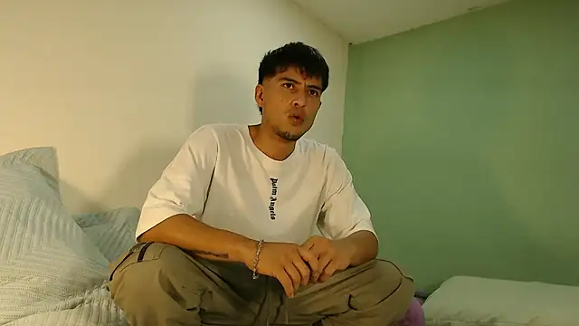 Snapshot of danielitopapuu chatting on January 2026 10:13:01 PM danielitopapuu online show from January 2026 10:13:01 PM