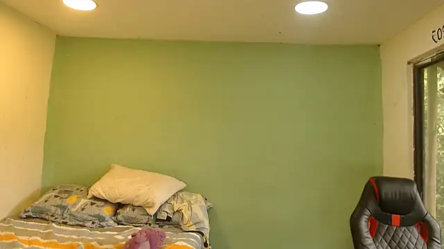 Snapshot of danielitopapuu chatting on April 2026 08:31:01 PM danielitopapuu online show from April 2026 08:31:01 PM