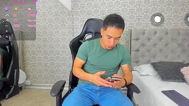 Bryson Collins  online show from February 2025 11:21:02 AM