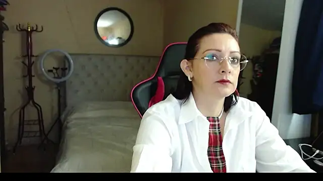 Carol Scottt online show from March 2025 01:01:02 PM