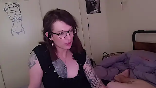 cassiemichellexx online show from April 2026 12:19:01 AM