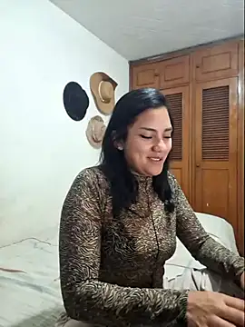 Snapshot of Thaliacooper_ chatting on March 2025 05:36:01 AM Thaliacooper online show from March 2025 05:36:01 AM