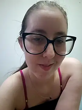 Snapshot of Sarah459 chatting on February 2026 06:37:02 PM Sarah459 online show from February 2026 06:37:02 PM