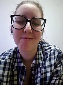 Sarah459 online show from April 2026 07:11:02 PM