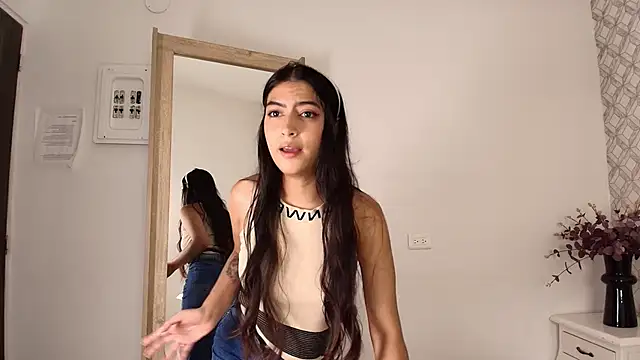 Snapshot of Susana_Sanchez chatting on September 2025 11:22:02 AM Susana Sanchez online show from September 2025 11:22:02 AM