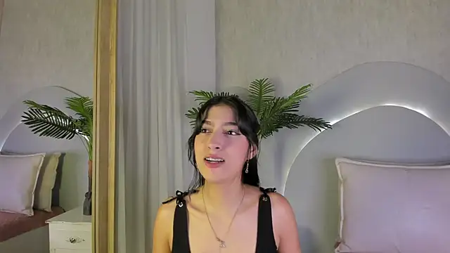 Snapshot of Susana_Sanchez chatting on May 2026 04:10:02 AM Susana Sanchez online show from May 2026 04:10:02 AM