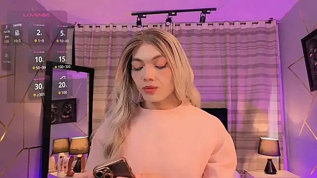 Megan Do Santos online show from November 2025 08:23:02 PM