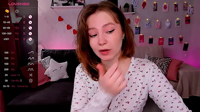 LanaBlu  online show from March 2026 02:18:01 AM