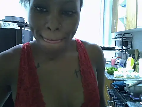 Queen loveer online show from April 2026 07:55:02 PM