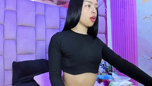 Snapshot of Sofia_Mirandaa18 chatting on April 2026 02:31:01 PM Sofia Mirandaa18 online show from April 2026 02:31:01 PM