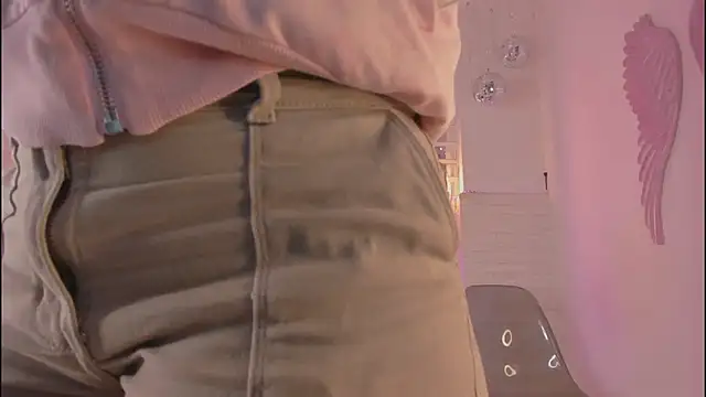 mia six66 online show from January 2025 11:36:02 AM