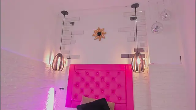 mia six66 online show from January 2025 11:21:02 AM