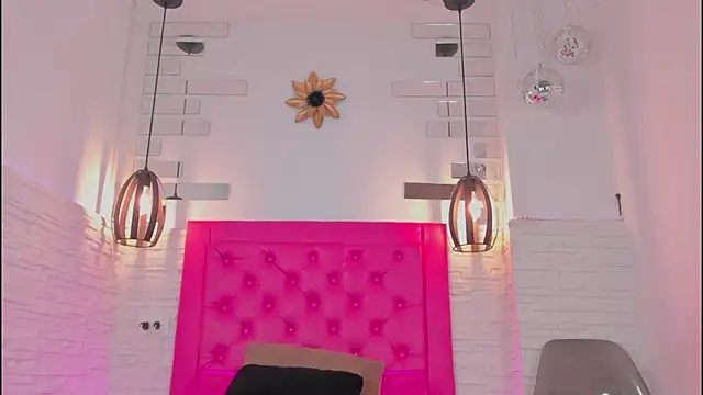 mia six66 online show from January 2025 02:28:02 PM