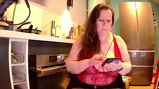 Endrocleia online show from March 2025 10:38:01 PM