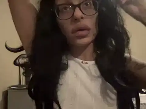 myloveforyouu online show from January 2025 04:22:02 AM