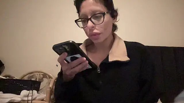 myloveforyouu online show from March 2026 11:48:02 AM