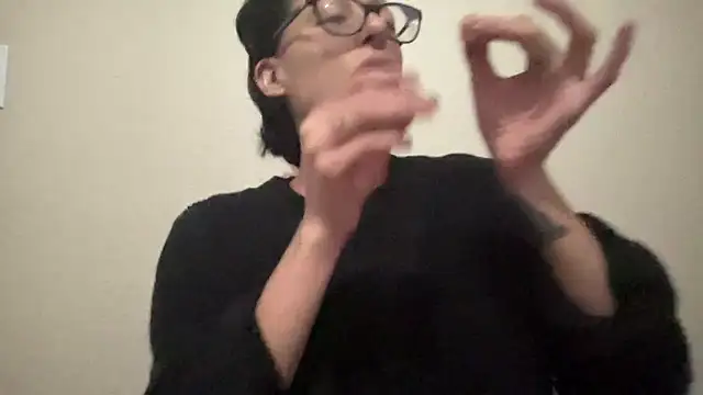 myloveforyouu online show from April 2026 12:46:02 AM