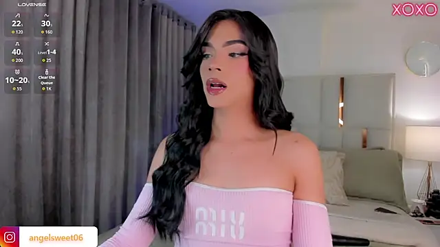 ANGELL06 online show from October 2025 04:55:01 AM