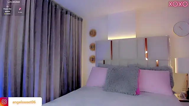 ANGELL06 online show from October 2025 04:00:02 AM