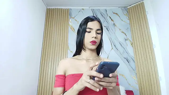 Snapshot of Luluu_08 chatting on February 2026 07:23:02 PM Luluu 08 online show from February 2026 07:23:02 PM