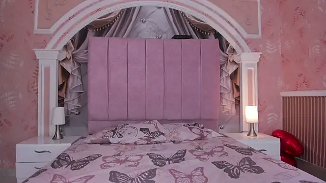 Bonnie  milf online show from February 2025 03:09:02 PM