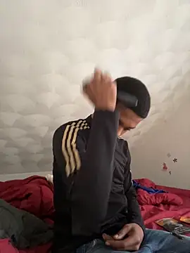 Snapshot of rayyymack chatting on November 2025 02:18:01 PM rayyymack online show from November 2025 02:18:01 PM