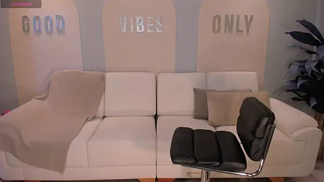 MariaHerrera  online show from December 2024 02:21:02 AM