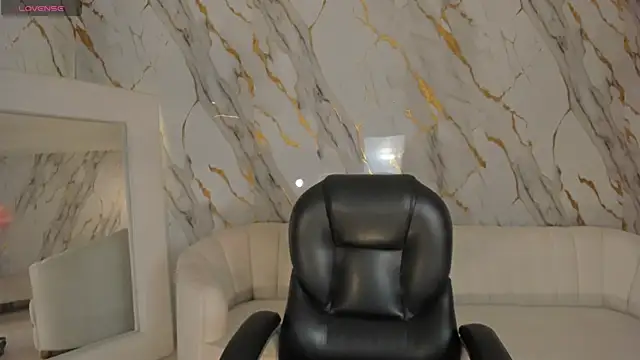 ArianaDumont online show from July 2026 11:06:02 AM