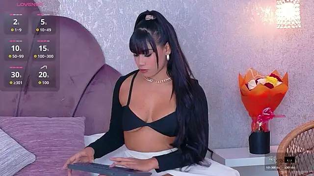 Salome Diaz  online show from June 2026 04:39:01 AM