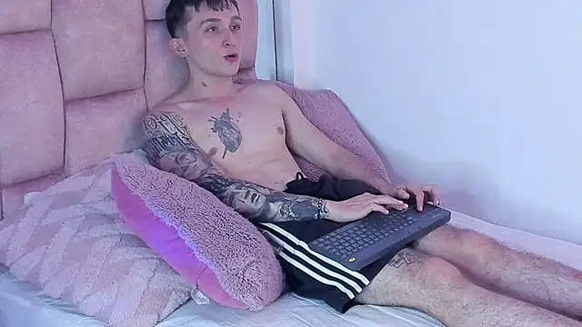 Snapshot of Dylanwhite23_ chatting on March 2025 02:30:02 AM Dylanwhite23 online show from March 2025 02:30:02 AM