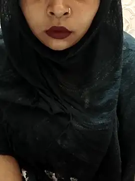 Indian-Nazia online show from September 2025 07:48:01 PM