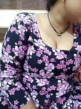 Indian-Nazia online show from October 2025 06:35:02 AM