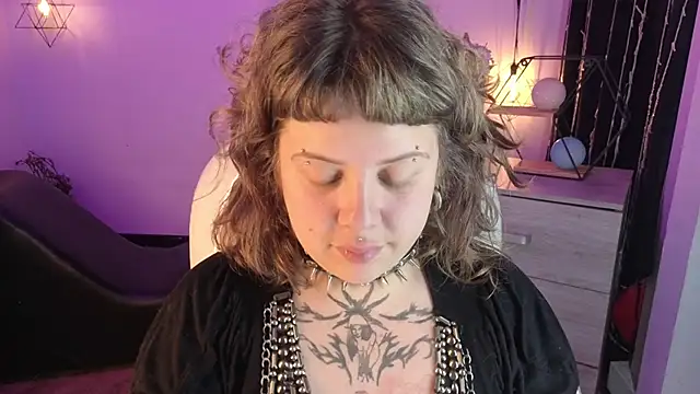 Sabrina scarlett online show from October 2025 04:37:01 AM