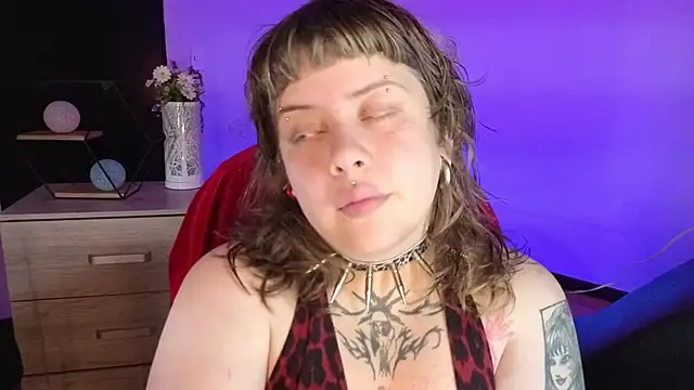 Sabrina scarlett online show from November 2025 04:33:02 AM