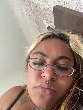 lolafairytail online show from March 2026 06:11:02 PM