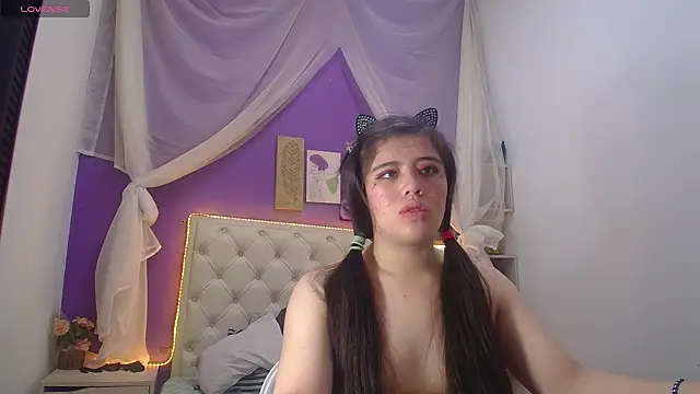 Ingrid Casas online show from December 2024 11:19:02 PM