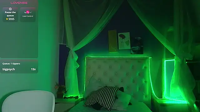 Ingrid Casas online show from December 2024 04:43:02 AM