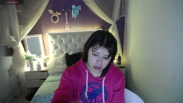 Ingrid Casas online show from January 2025 10:37:01 PM